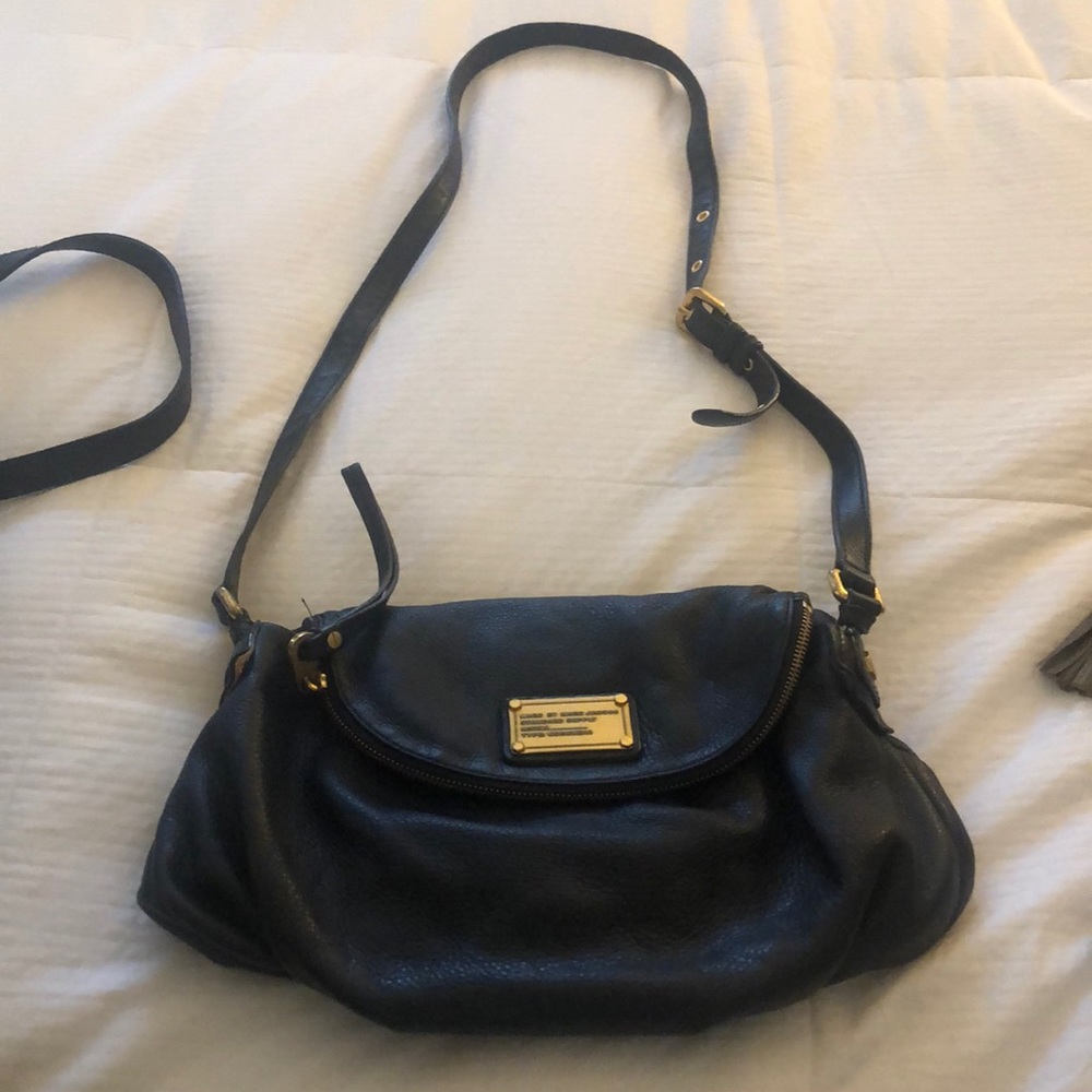 Black marc Jacobs cross body